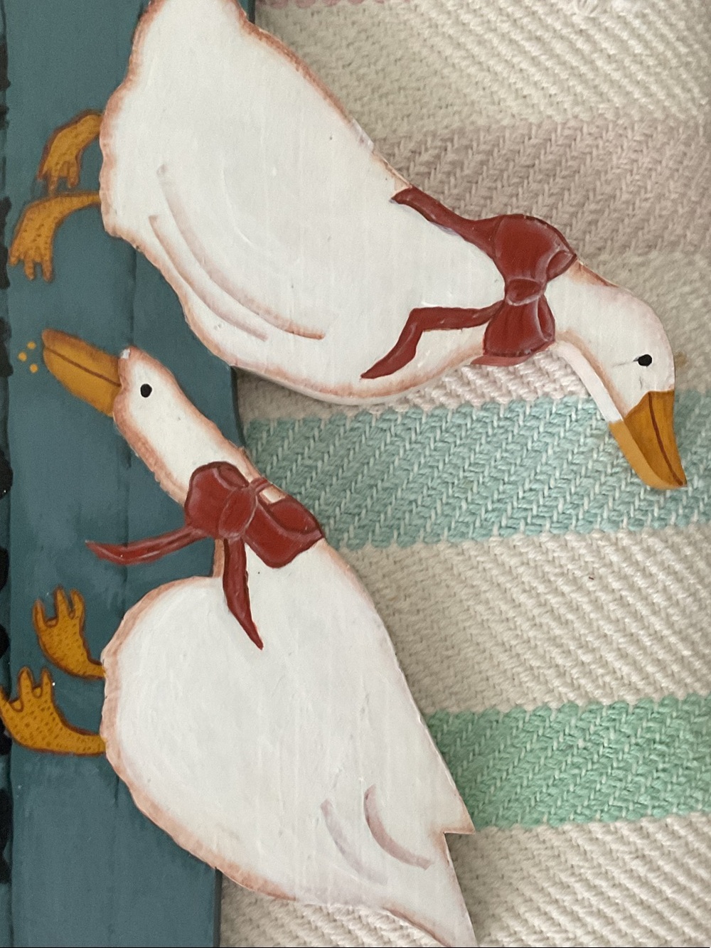 Vintage Welcome Ducks Wooden Wall Sign in Teal with White Ducks  Porch Goose. - Picture 3 of 5